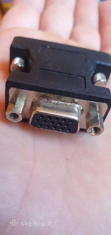 Adapteris nebaudotas vga į kažkokią jungtį