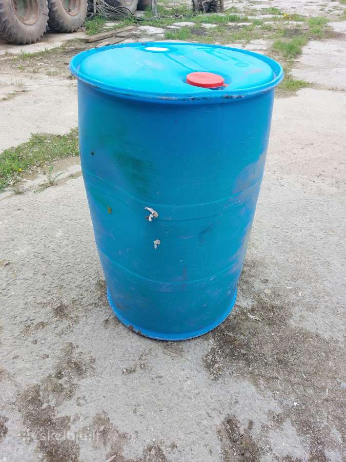 Parduodamos talpos po 200ltr naudotos