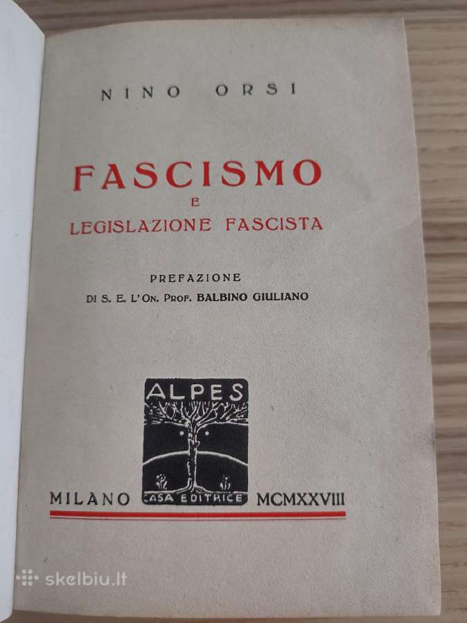 Knyga. Fašizmas. Italų kalba.