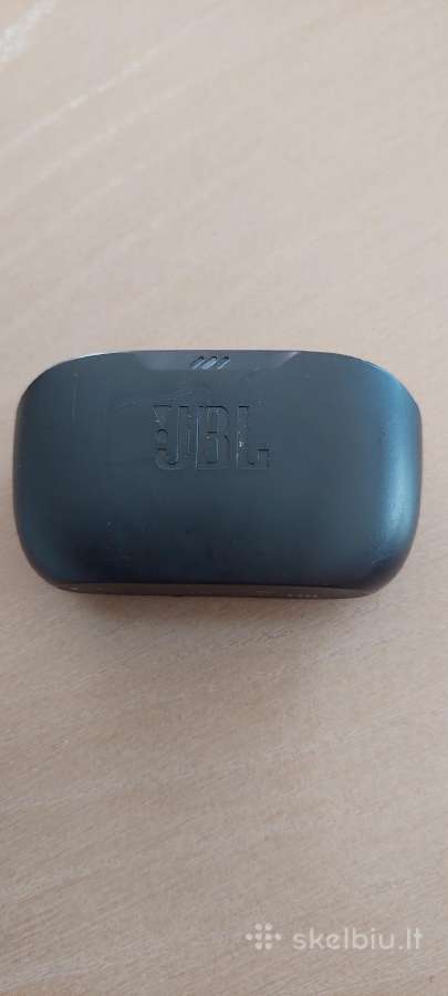 Jbl ausinukai