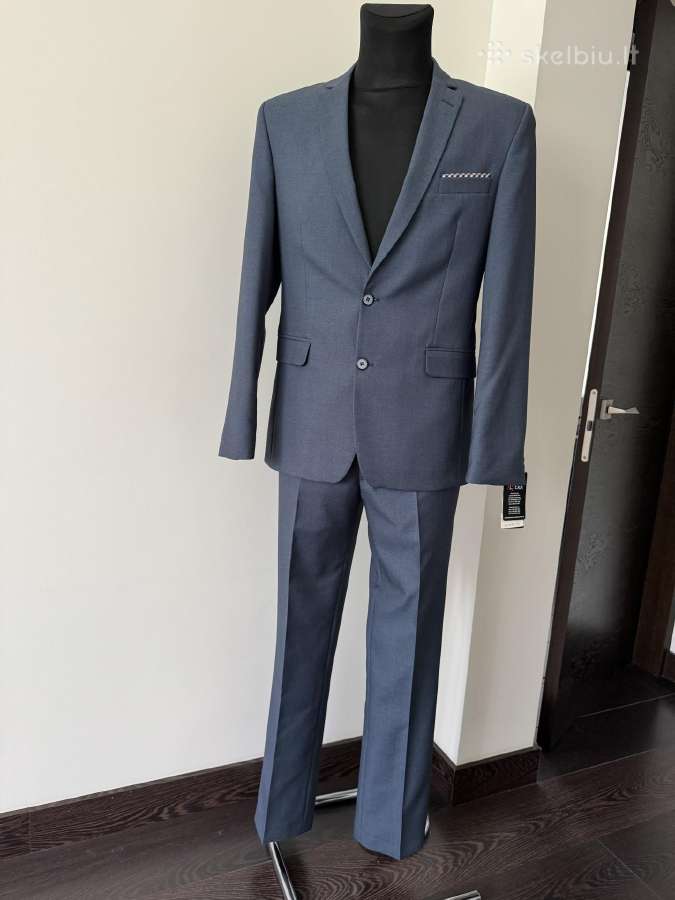 Klasikinis vyriškas kostiumas