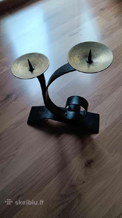 Metalinė žvakidė