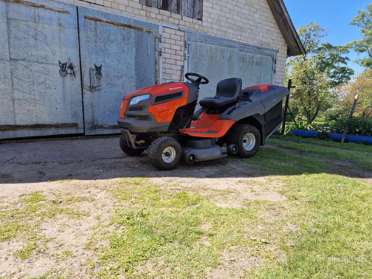Husqvarna, Kubota, Cub Cadet, John Deere