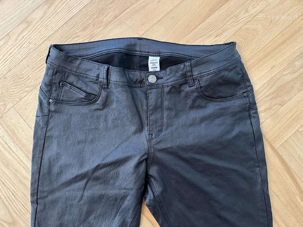"Vaškinės" kelnės iš H&m - nuotraukos Nr. 3