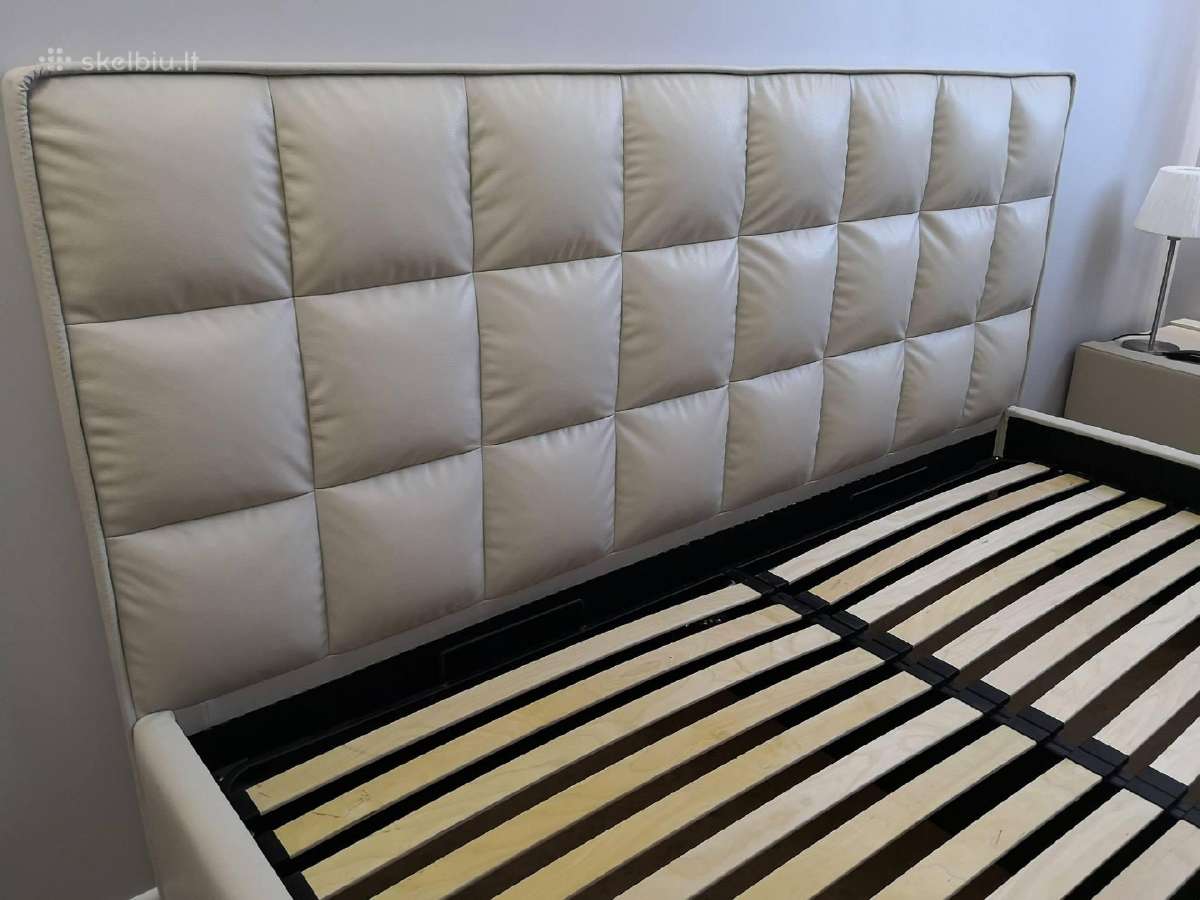 200x200 su čiužiniu ir dviem naktinėmis spintelėm - nuotraukos Nr. 5