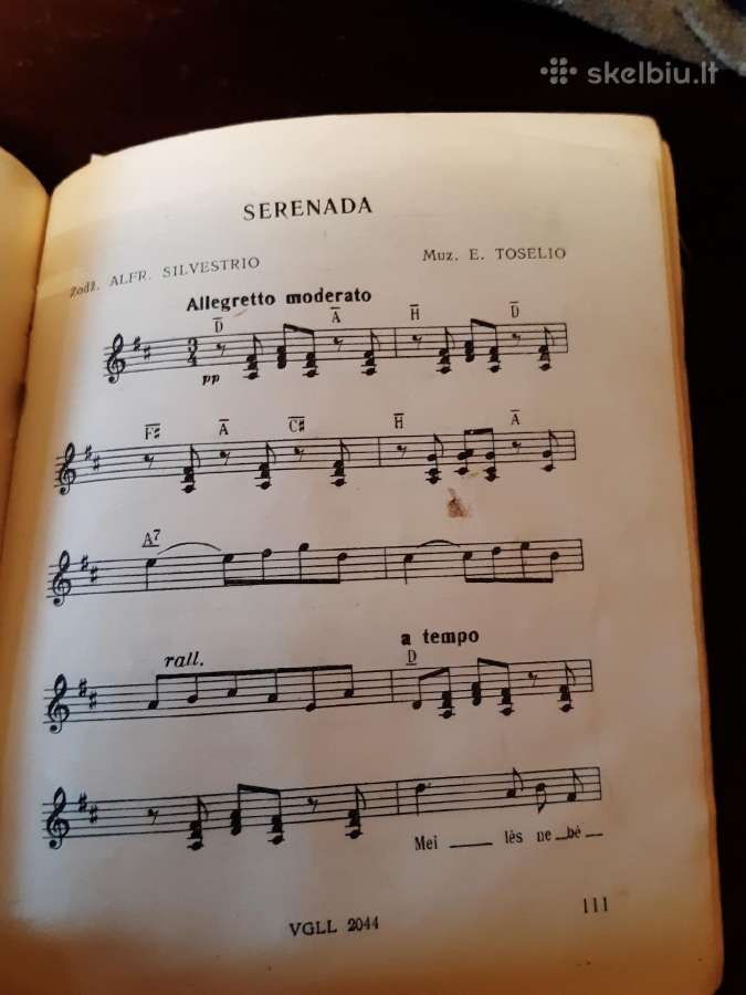Muzikos knygelė - nuotraukos Nr. 3