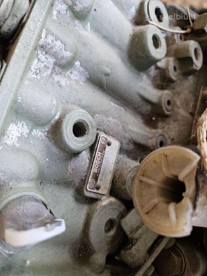 Mercedes Benz 6 cilindru variklis - nuotraukos Nr. 4