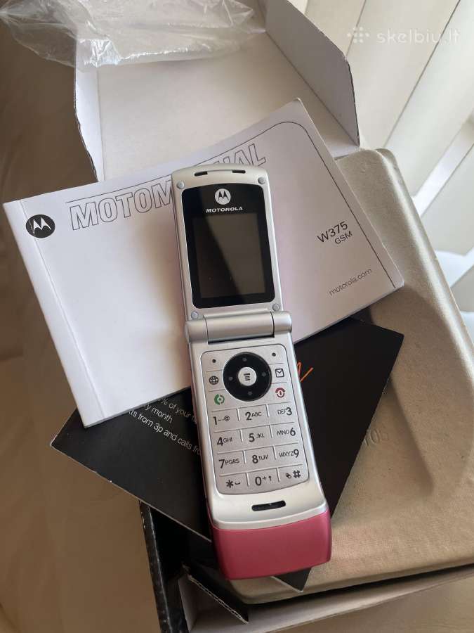 Motorola V3 , Motorola W 375, E 720. - nuotraukos Nr. 2