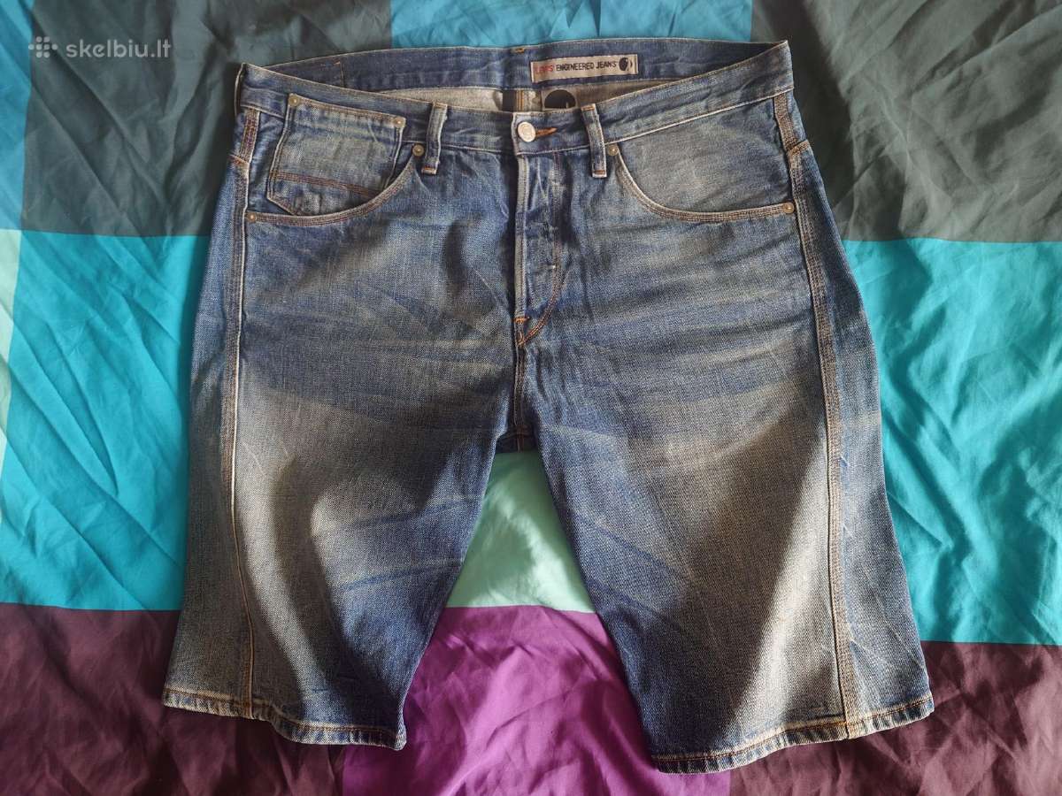 Vyriški šortai levi's.