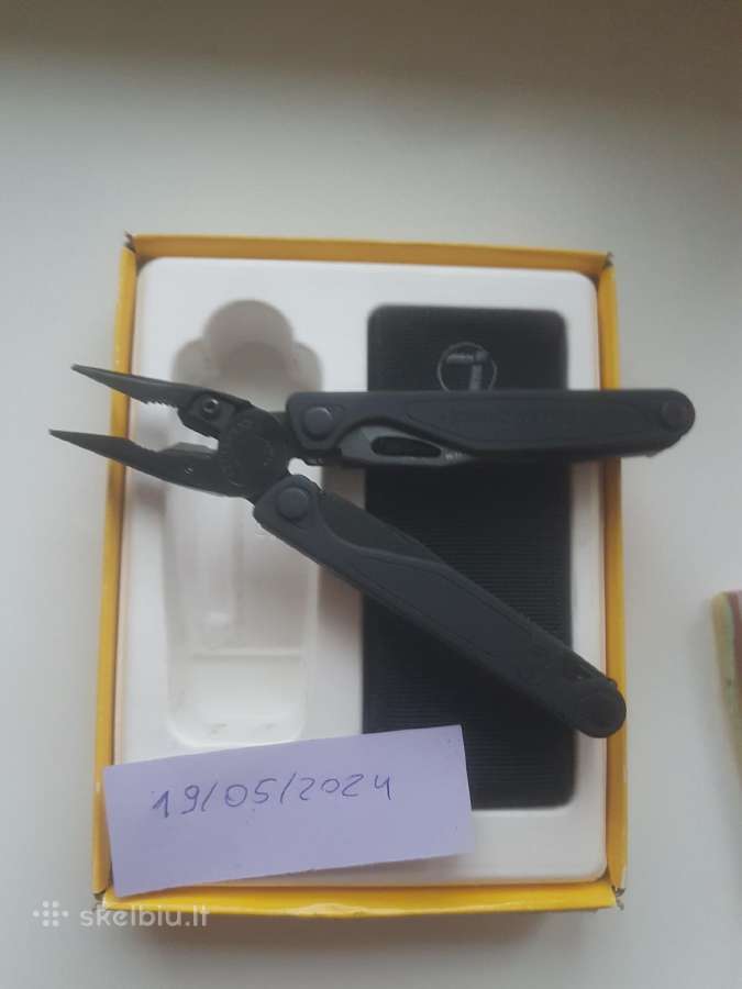 Leatherman multitool
