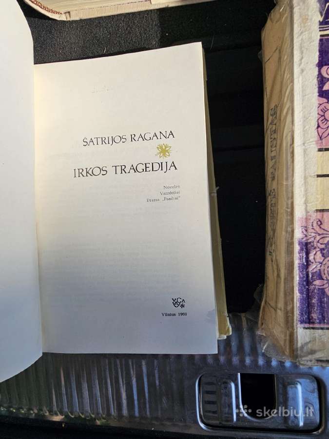 Senos knygutes,tvarkingos - nuotraukos Nr. 6
