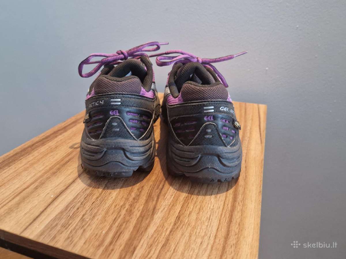 Asics žygio bateliai su goretex ir dygliais - nuotraukos Nr. 4