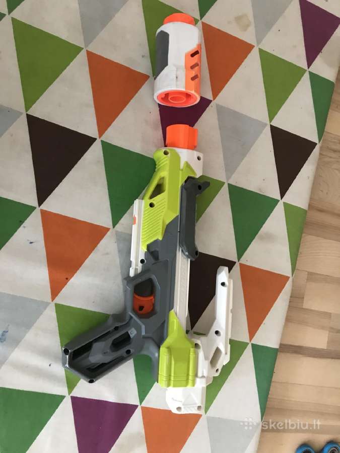 Nerf šautuvas