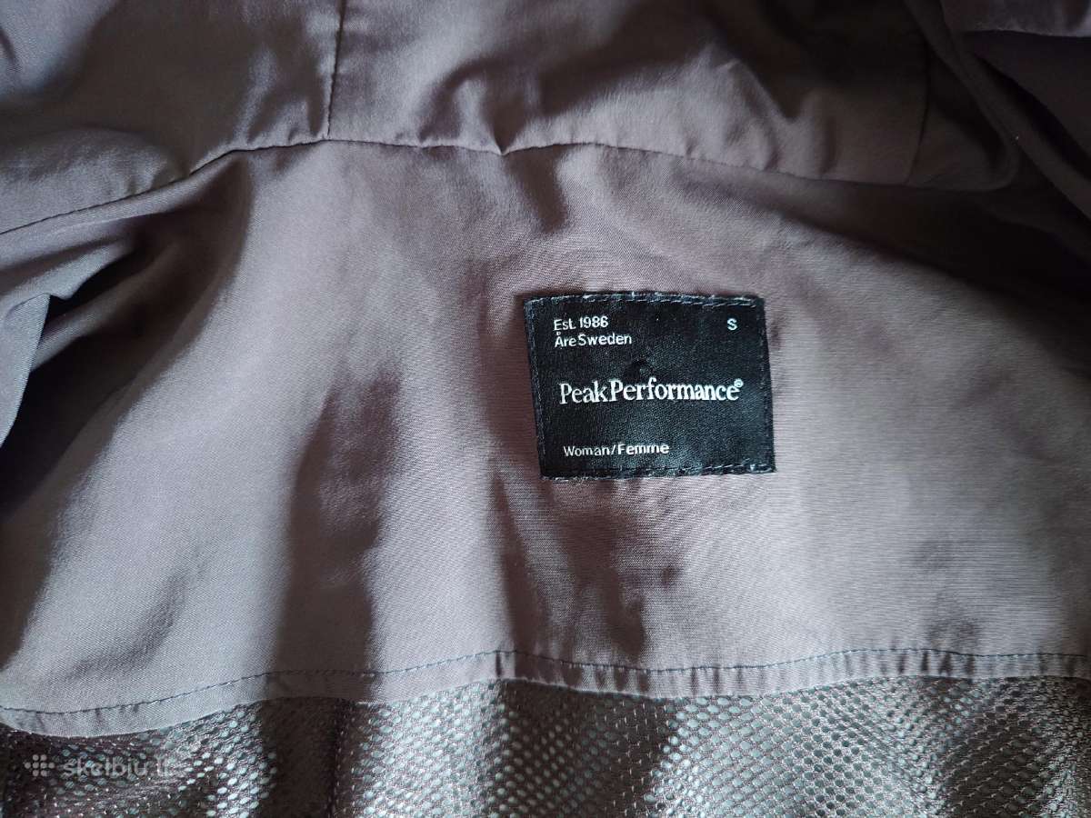 Moteriška peak performance striukė. - nuotraukos Nr. 6