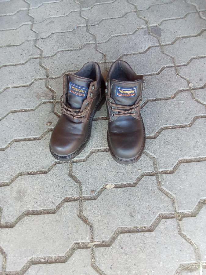 Batai."wrangler"