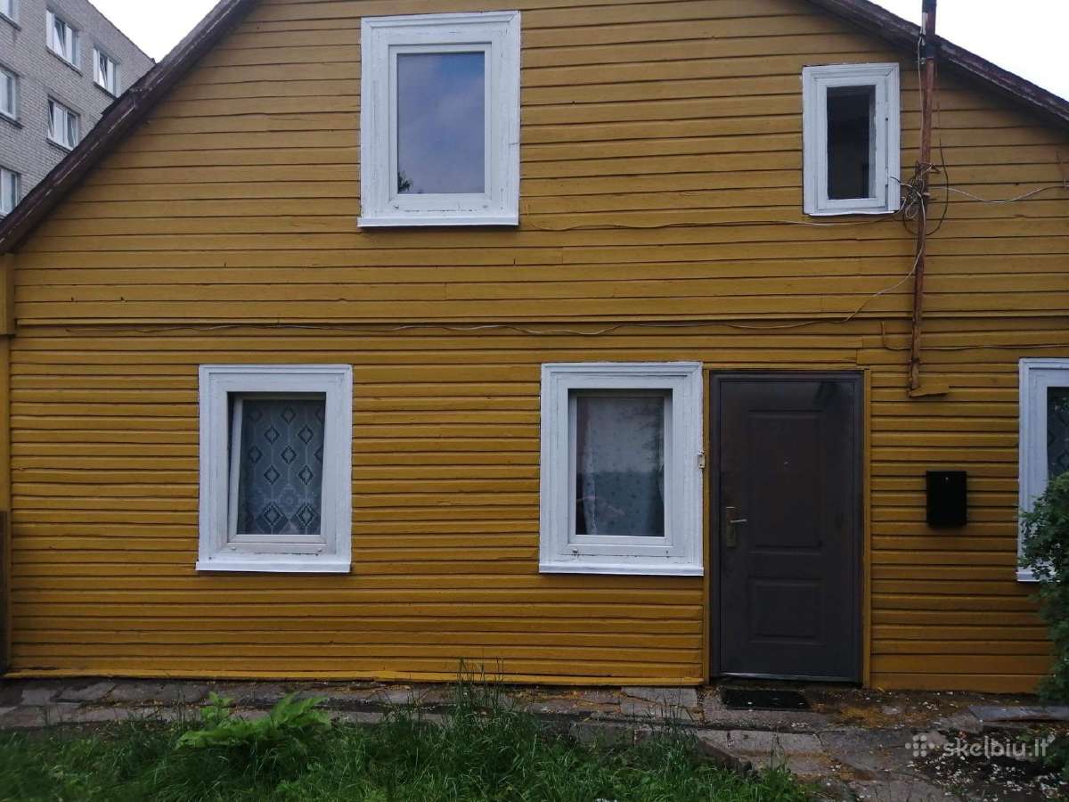 Parduodama namo dalis Telšiuose,laisvės g