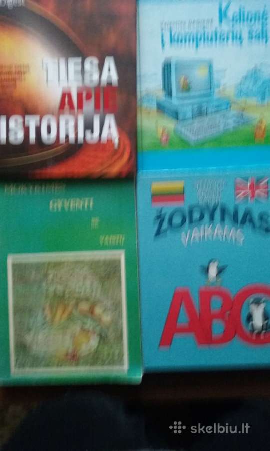 Parduodu įvairias knygas