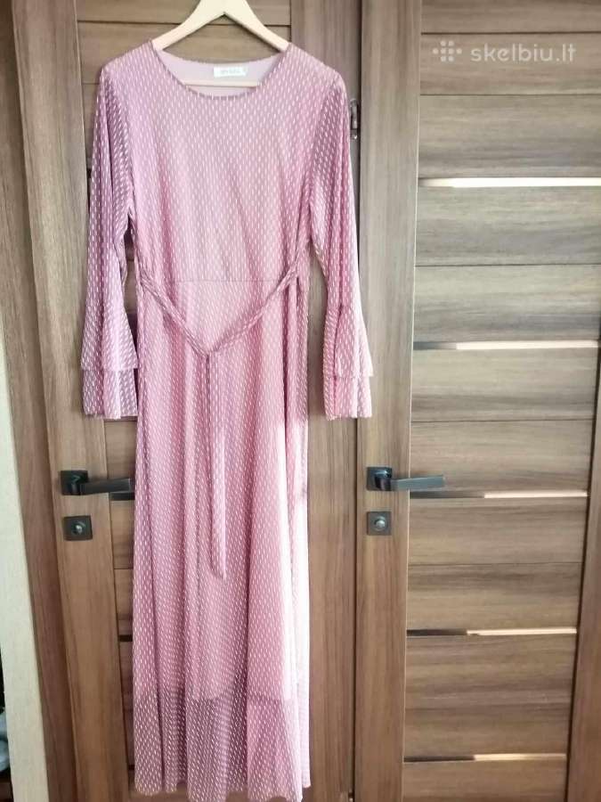 Moteriška suknelė