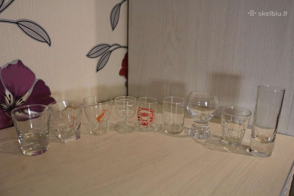Taurelės gėrimams skirtingos senų laikų