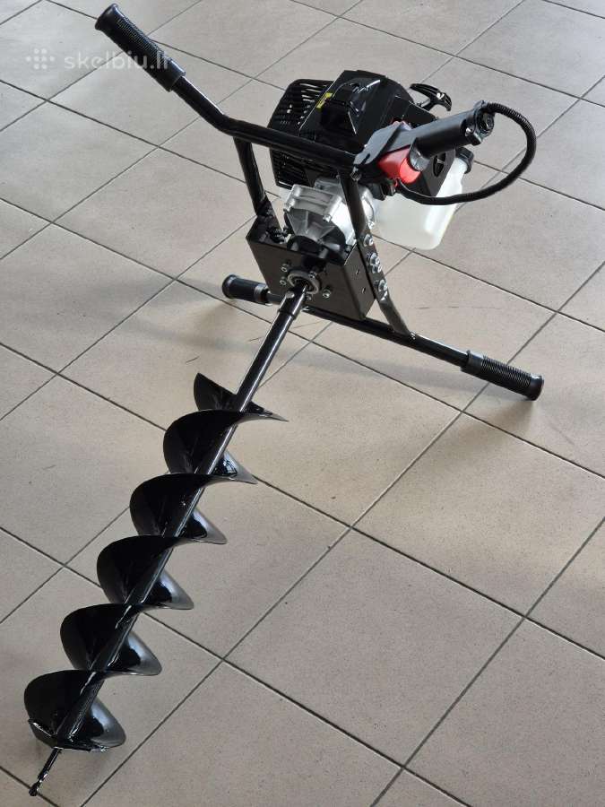 Benzininis žemės grąžtas Astor D800