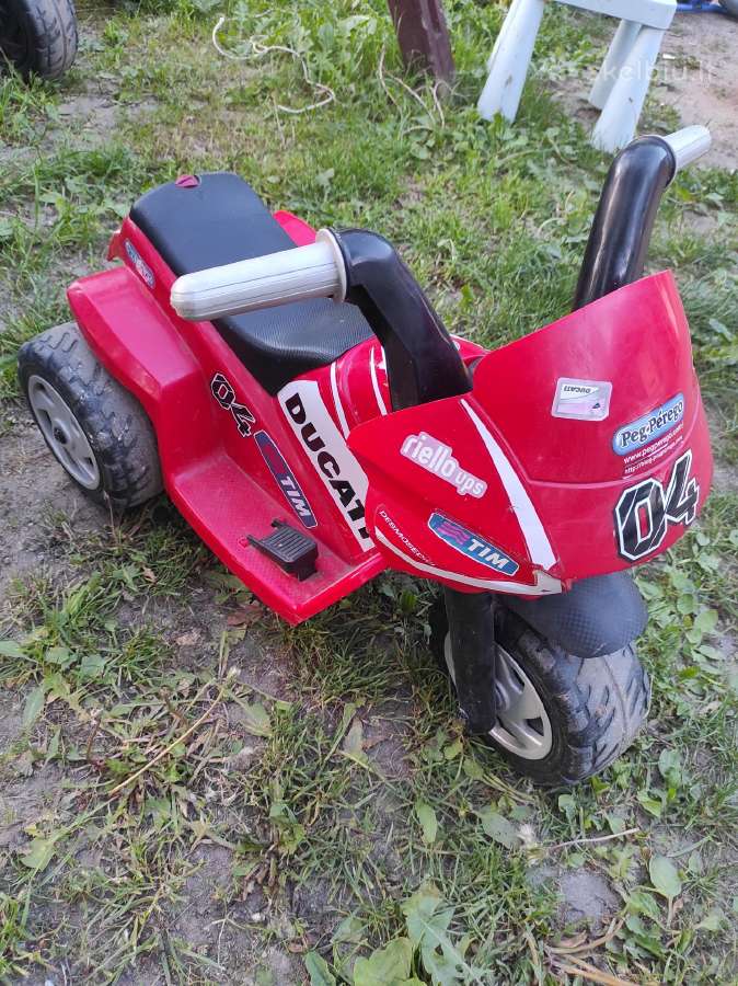 Parduodu elektrovaroma Peg Perego trirati motocikl