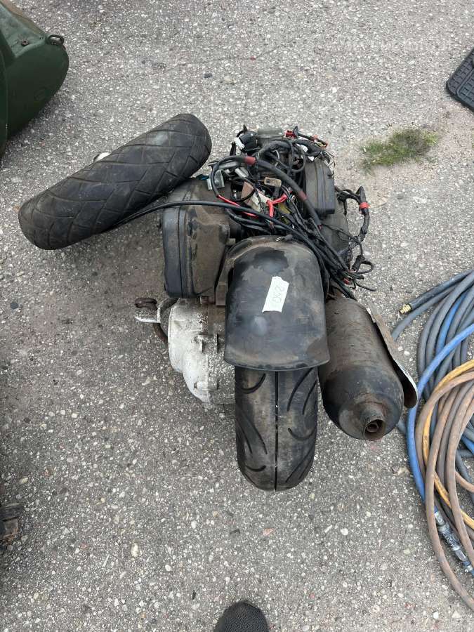 Vespa varyklis - nuotraukos Nr. 3