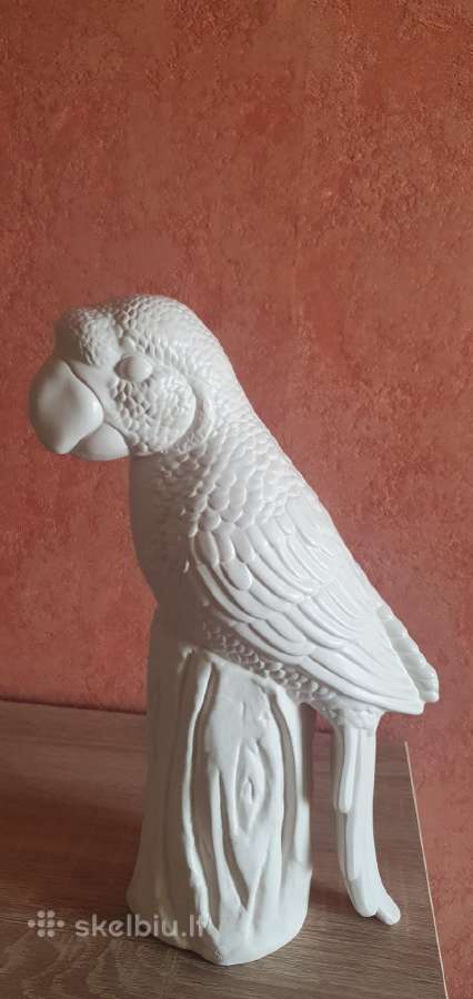 Skulptura -Papuga