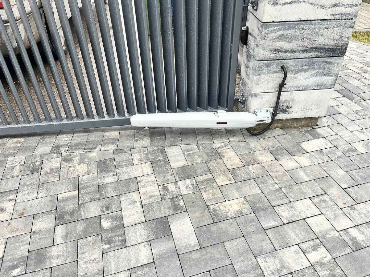 Kokybiškos stumdomos vartu automatikos, varstomos - nuotraukos Nr. 13