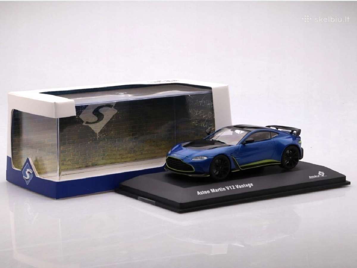 Aston Martin Vantage
