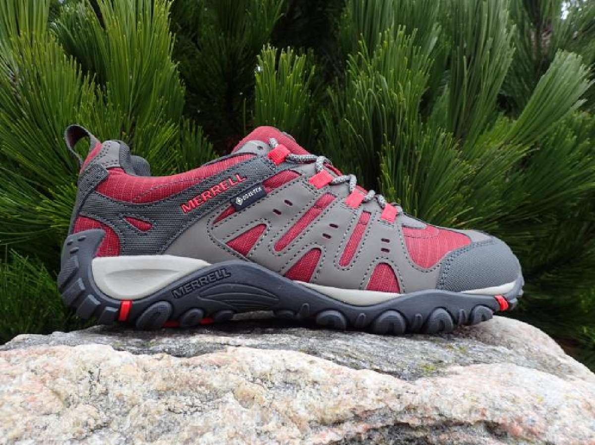 New Balance, Hoka, Salomon, Asics,waldlaufer, - nuotraukos Nr. 5