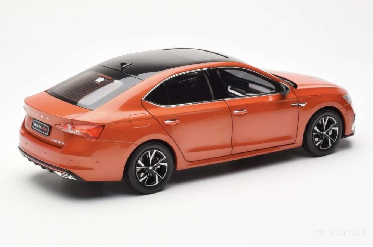 Skoda Octavia - nuotraukos Nr. 2