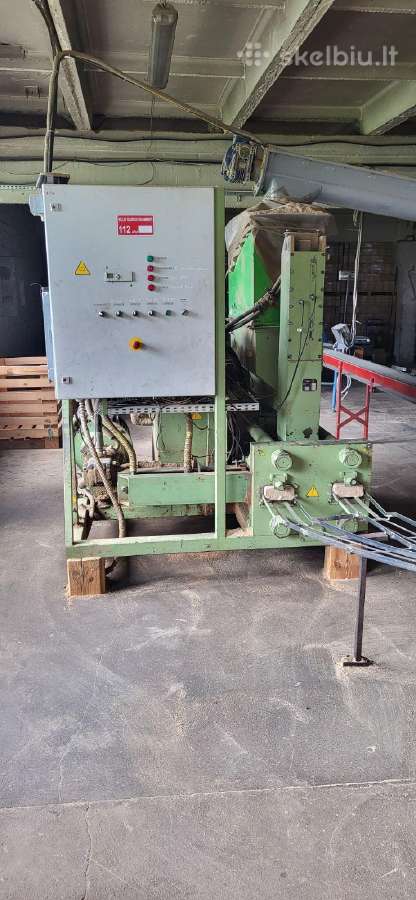 Briketų gamybos presas Ump420
