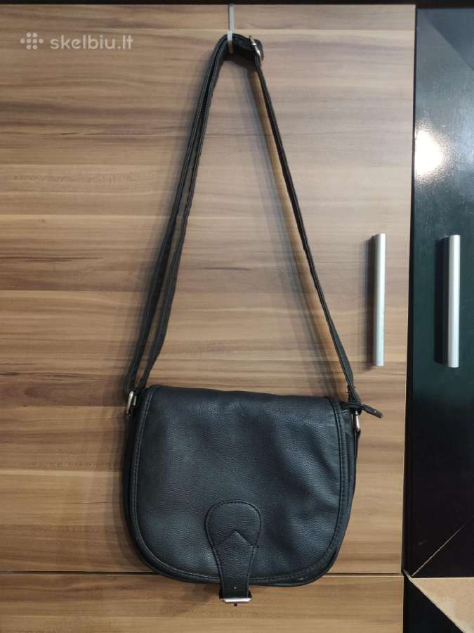 Vintažinė odinė juoda rankinė per petį