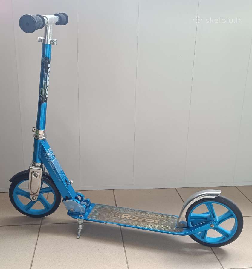Paspirtukas Razor A5 Lux