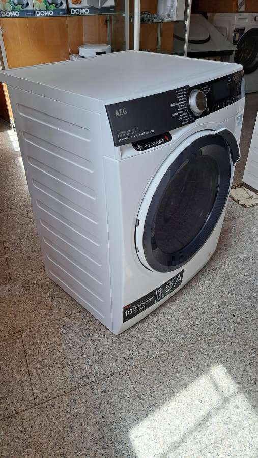 Skalbimo mašina Aeg Lwr85865o