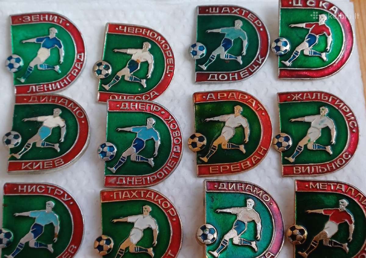 Futbolas rinkinys TSRS ženkliukai - nuotraukos Nr. 3