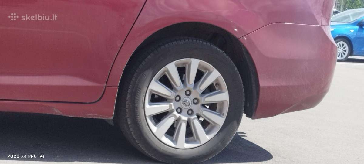 Toyota Sienna - nuotraukos Nr. 3