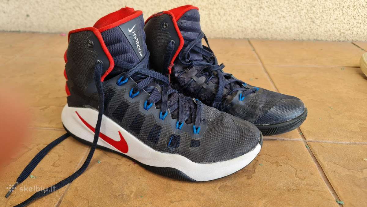 Nike Hyperdunk kedai