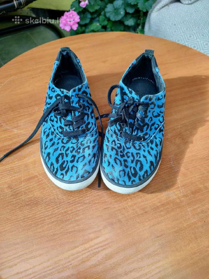 Stilingi adidas laisvalaikio kedai