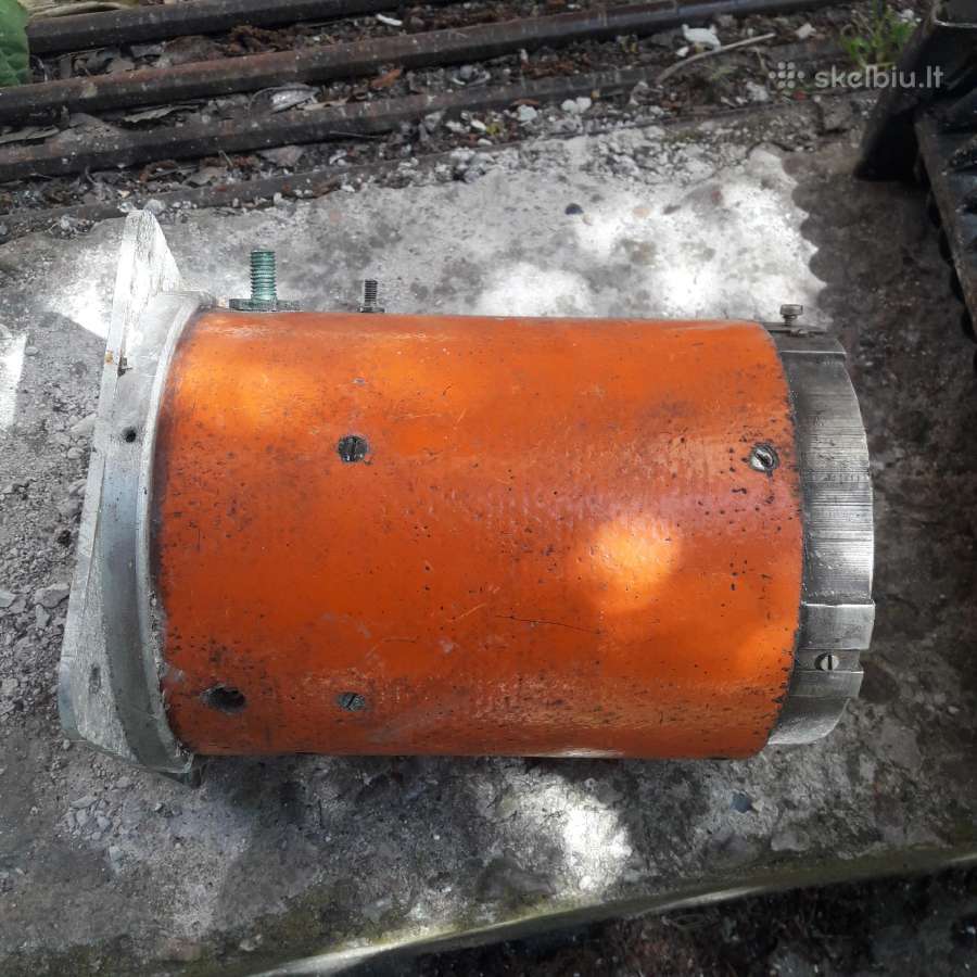 Parduodu lempu lizdus,apkrova 50 Om