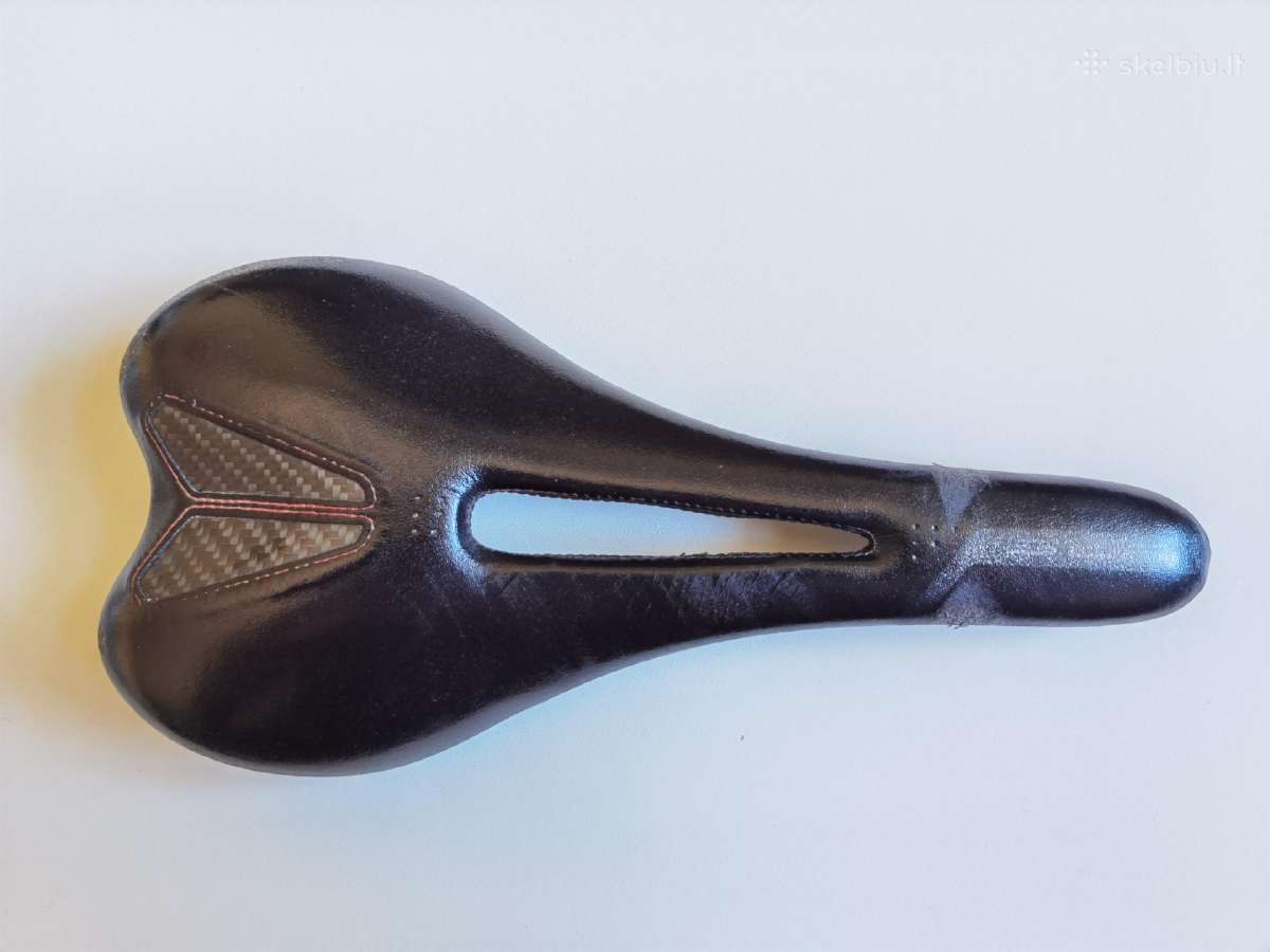 Selle Italia SLR Kit Carbonio Flow balnelis