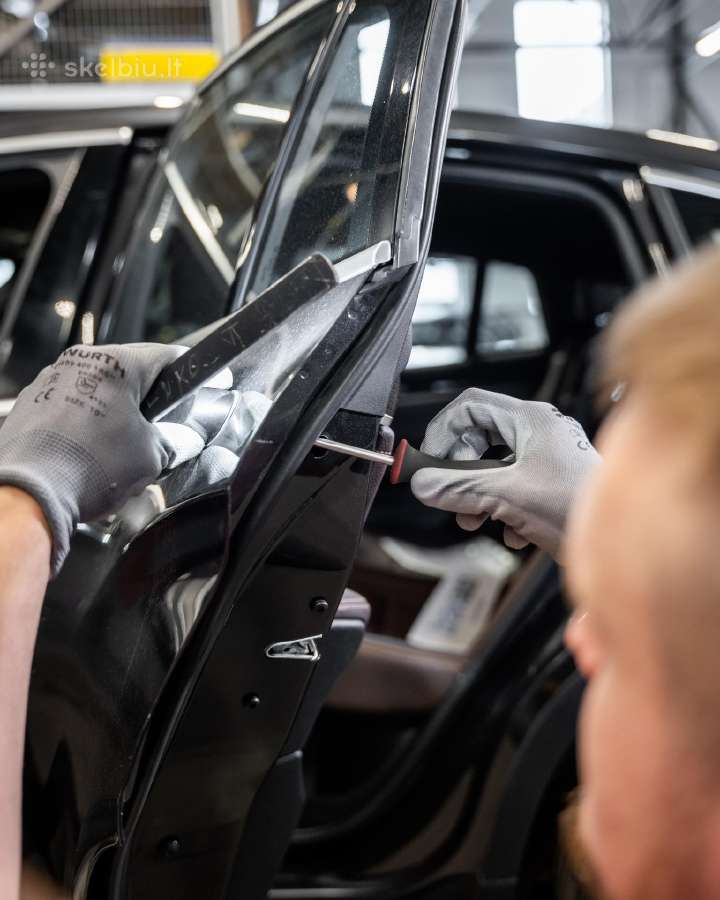 Automobilių išrinkėjas / surinkėjas dažykloje - nuotraukos Nr. 7