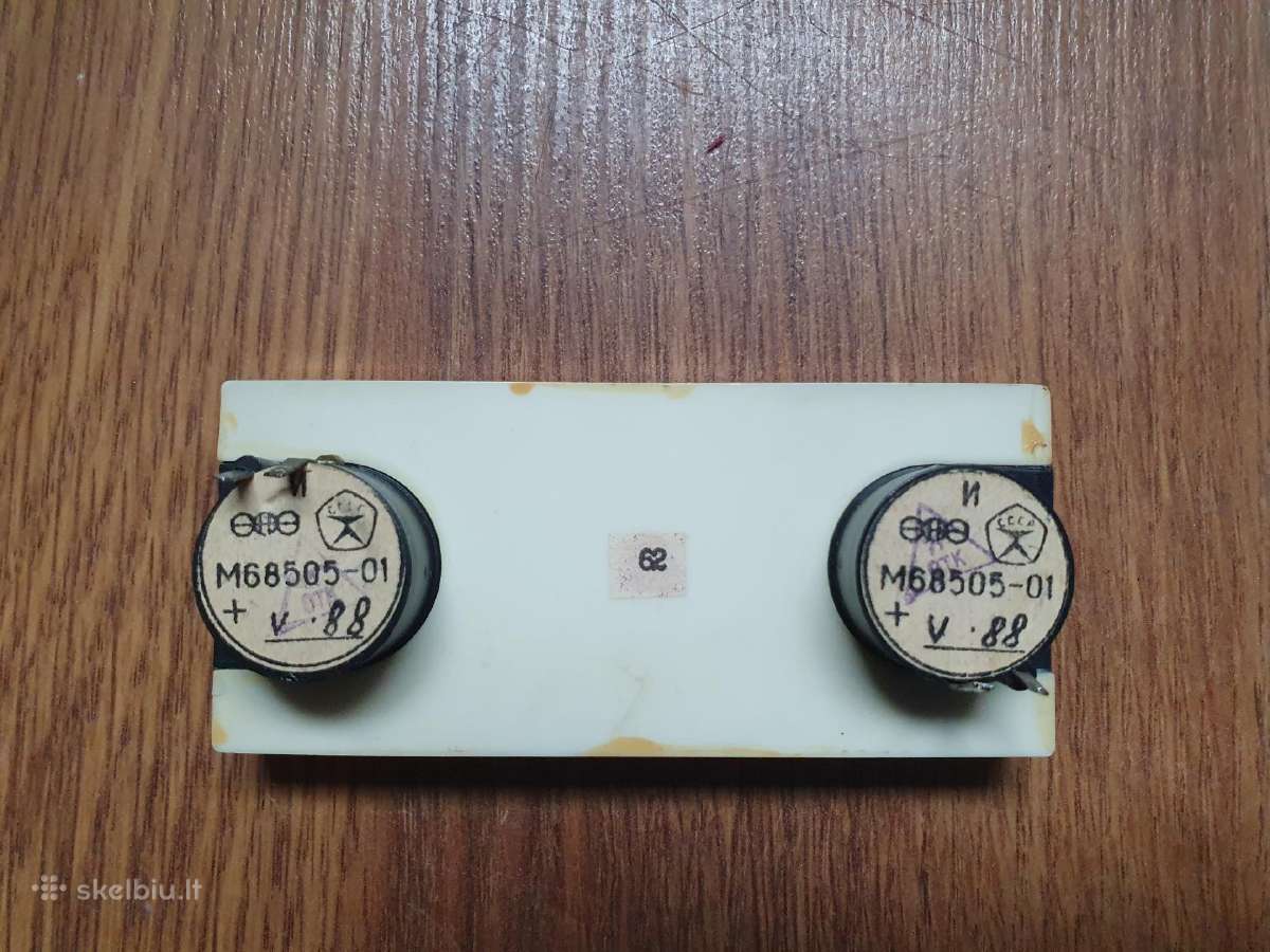 Keletas detalių nuo kasetinių magnetofonų ir dekų - nuotraukos Nr. 9