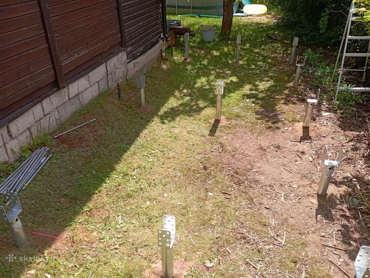 Sraigtiniai poliai/pamatai Polių montavimas - nuotraukos Nr. 33
