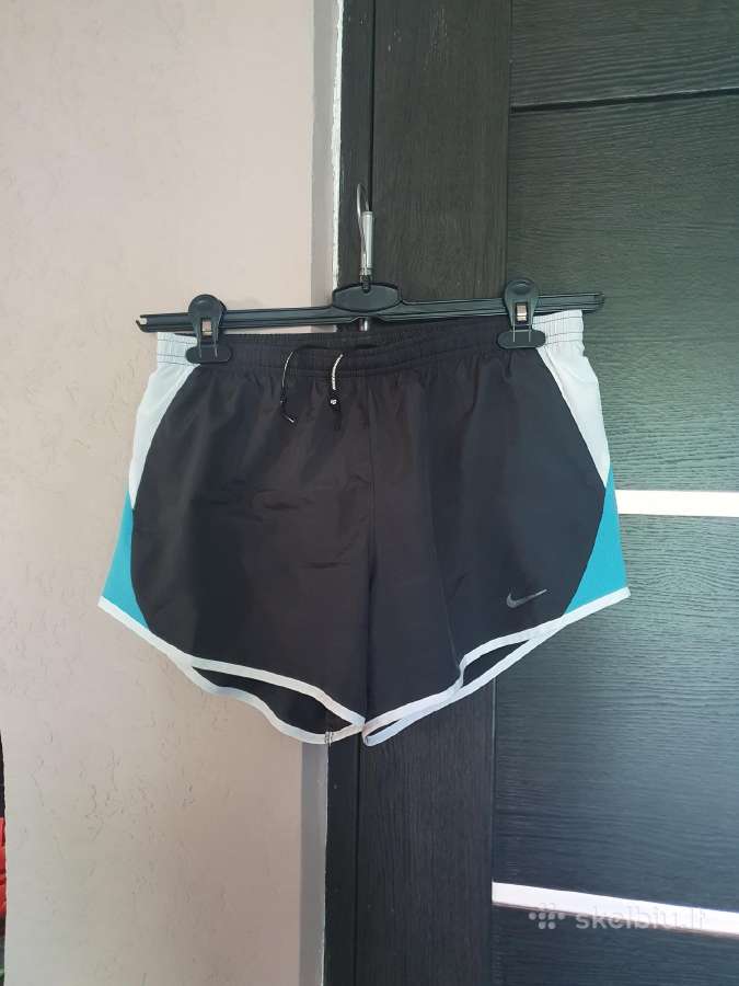 Nike šortai