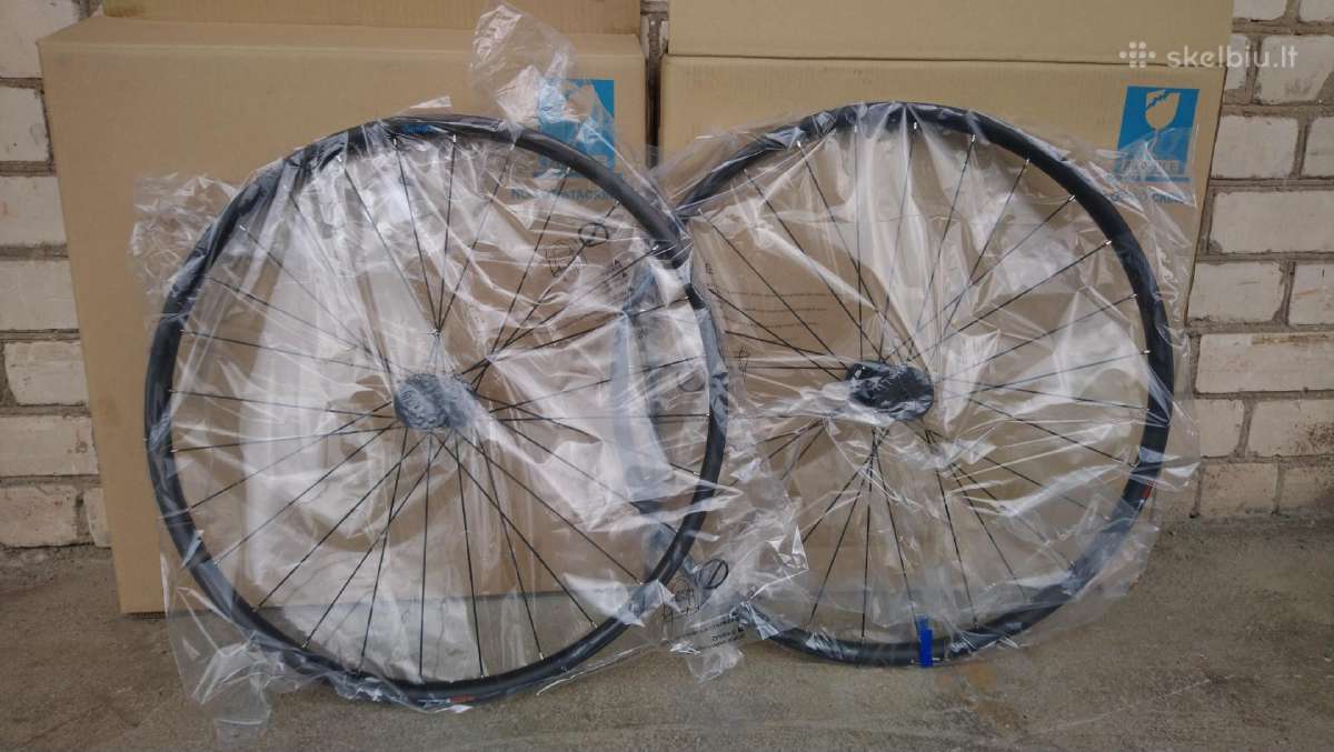 Nauji Shimano 27.5" ratai