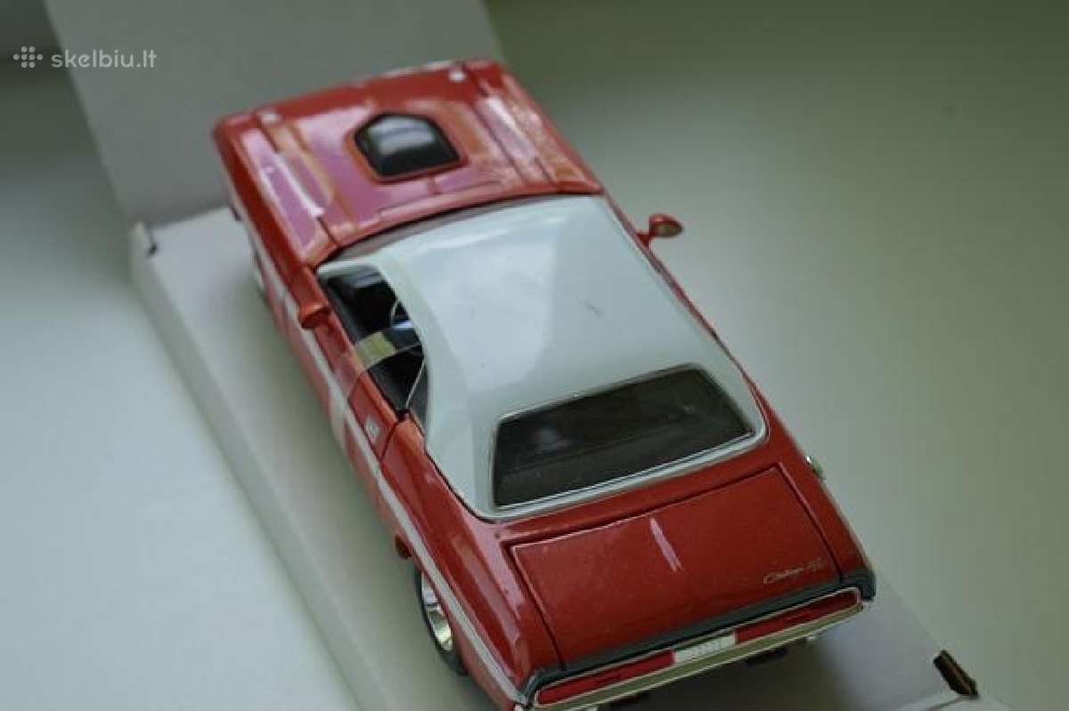 Dodge Challenger modeliukas - nuotraukos Nr. 6