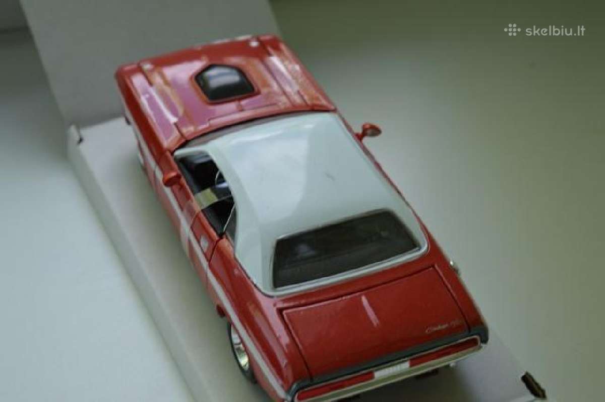 Dodge Challenger modeliukas - nuotraukos Nr. 7