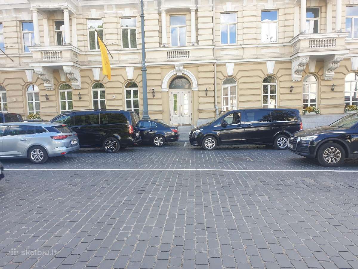 Mikroautobuso Mercedes Benz nuoma su vairuotoju - nuotraukos Nr. 25