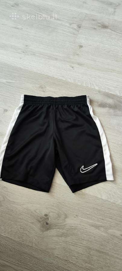 Nike Šortai